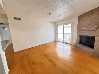 Photo #1: 90151007 Listing