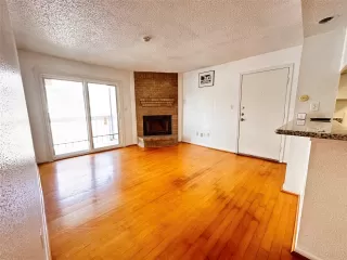 Photo #3: 90151007 Listing