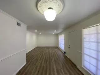 Photo #6: 90246236 Listing 