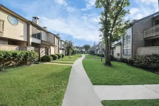 Photo #1: 904255 Listing 