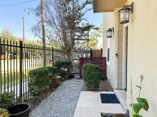 Photo #4: 90538598 Listing 