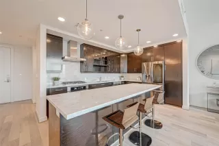 Photo #6: 90578932 Listing 