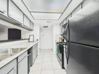 Photo #4: 90665698 Listing 