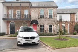 Photo #4: 90791939 Listing 