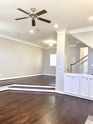 Photo #3: 9100759 Listing 