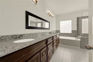 Photo #4: 91303812 Listing 