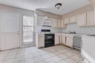 Photo #5: 91756327 Listing 