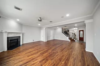 Photo #4: 92092407 Listing 