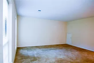 Photo #3: 92176999 Listing 