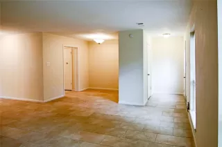 Photo #5: 92176999 Listing 