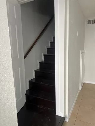 Photo #6: 9224408 Listing 