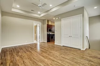 Photo #4: 92255670 Listing 