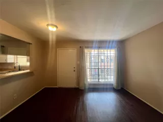 Photo #5: 92532384 Listing 