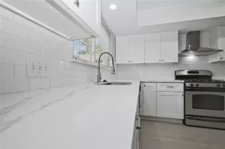 Photo #2: 92613340 Listing