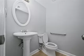 Photo #4: 92613340 Listing