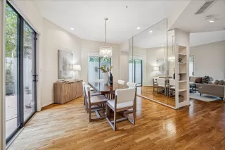 Photo #1: 92735575 Listing