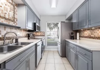 Photo #2: 92798908 Listing