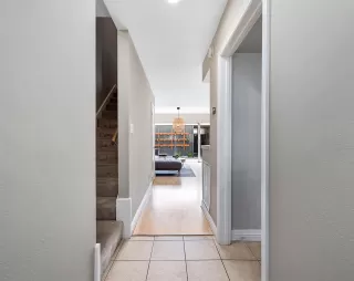 Photo #3: 92798908 Listing