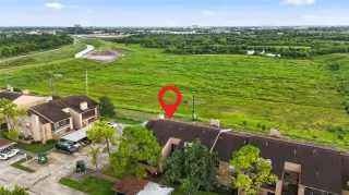 Photo #2: 92911329 Listing 