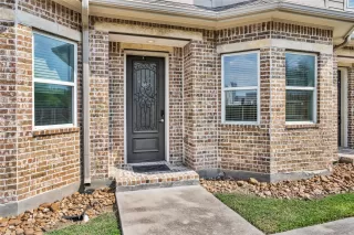 Photo #3: 93024219 Listing 