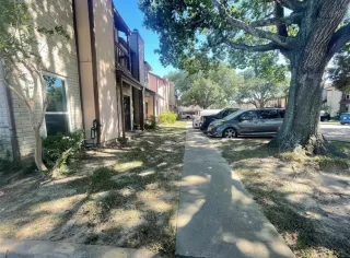 Photo #1: 93707376 Listing 