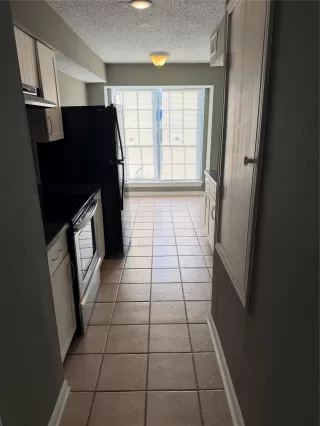 Photo #3: 9373378 Listing 