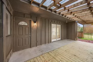 Photo #3: 93796016 Listing 