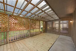 Photo #4: 93796016 Listing 