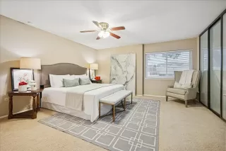 Photo #4: 93799921 Listing