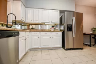 Photo #5: 93861830 Listing 