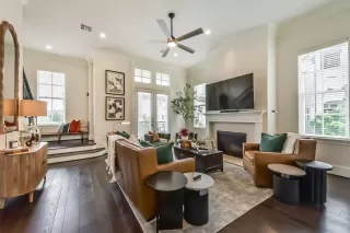 Photo #5: 94010703 Listing 