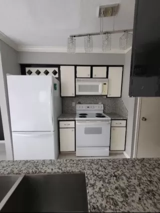 Photo #3: 94421990 Listing 