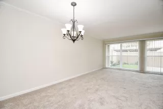 Photo #3: 94570909 Listing