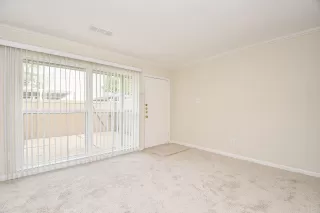 Photo #6: 94570909 Listing