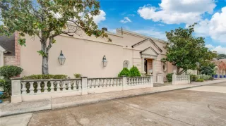 Photo #3: 95308588 Listing