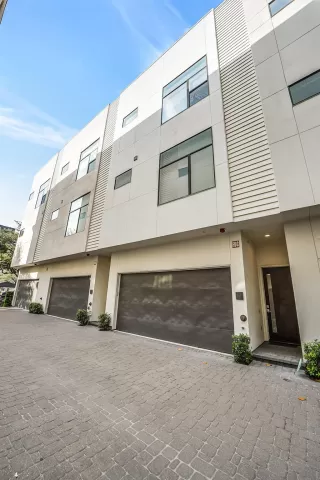 Photo #5: 96265029 Listing 