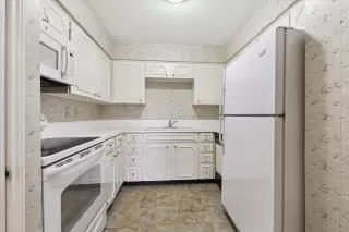 Photo #6: 96340379 Listing 