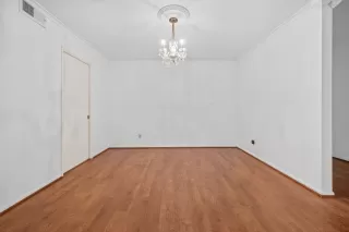 Photo #5: 96371184 Listing 