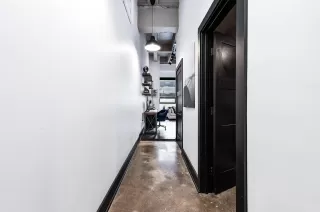 Photo #2: 96405979 Listing