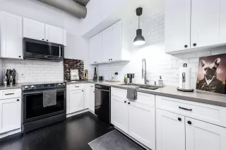 Photo #4: 96405979 Listing