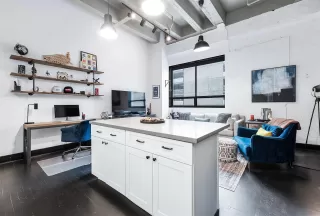 Photo #5: 96405979 Listing