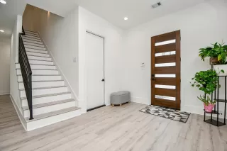 Photo #2: 96538691 Listing 