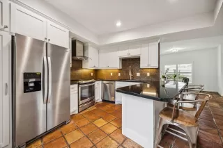 Photo #4: 96741442 Listing 