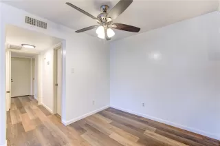 Photo #5: 97166131 Listing 