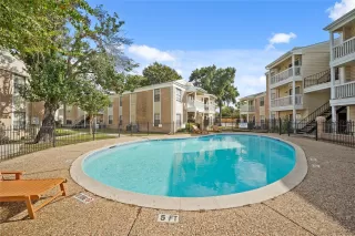 Photo #6: 9720744 Listing 