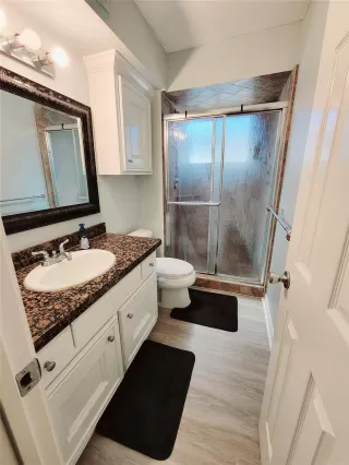 Photo #4: 97384657 Listing 