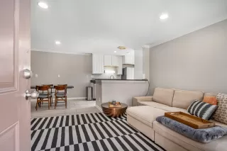 Photo #3: 97397220 Listing 