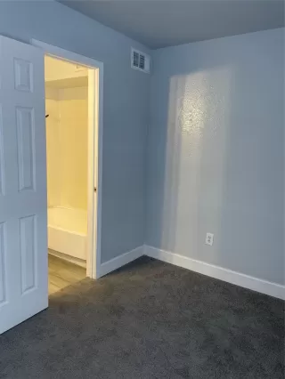 Photo #2: 97512672 Listing 