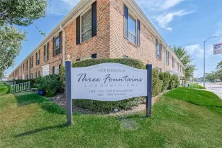 Photo #1: 9752476 Listing