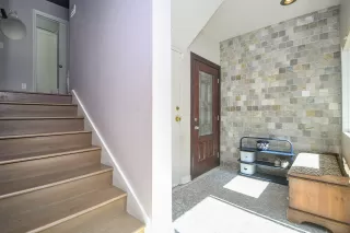 Photo #2: 97593767 Listing